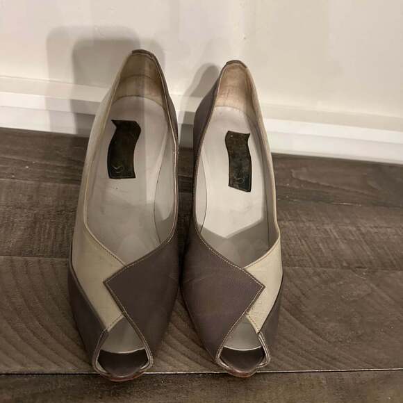 Vintage Shoes - Vintage Grey Leather Pumps / Peep Toe Shoes / Stiletto Heels / Size 38 EU US 7